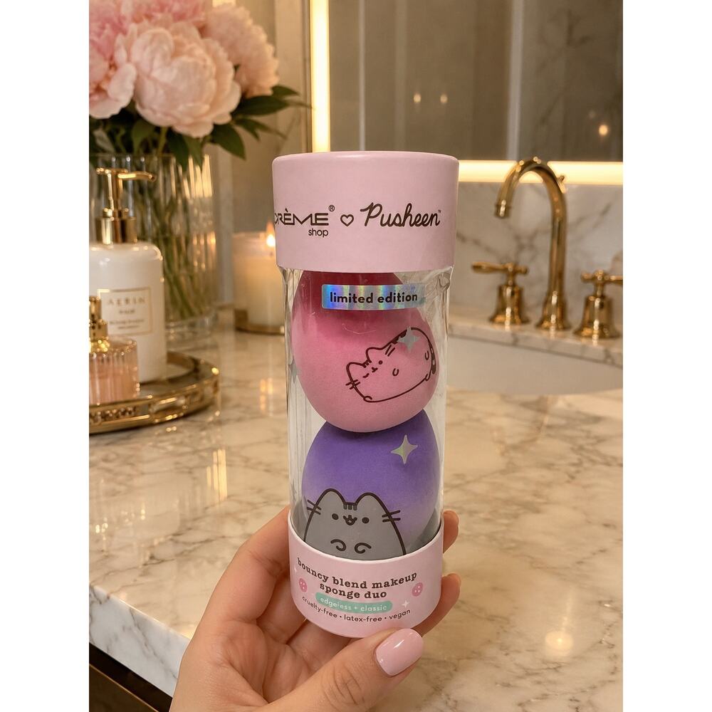 Crème Shop x Pusheen Limited Edition Bouncy Blend Makeup Sponge Duo Pink Purple